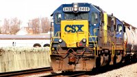 Train - CSX 8400-IMG_7237 (11252011).jpg