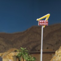 In-n-Out Sign (n scale)