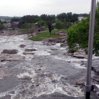 Bridge over Sioux Falls, view from the bridge