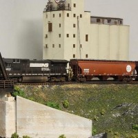 ExactRail Hoppers on the BNSF BenZach Sub