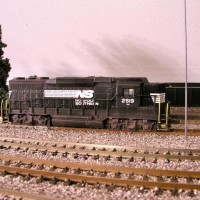Weathering added...pulling into the yard.