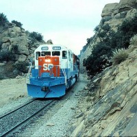 Southern Pacific "Olympic" unit heads for LAUPT
