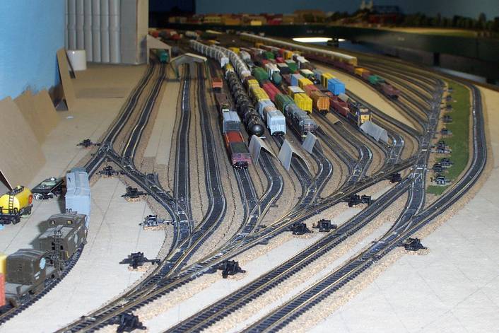 n scale yard