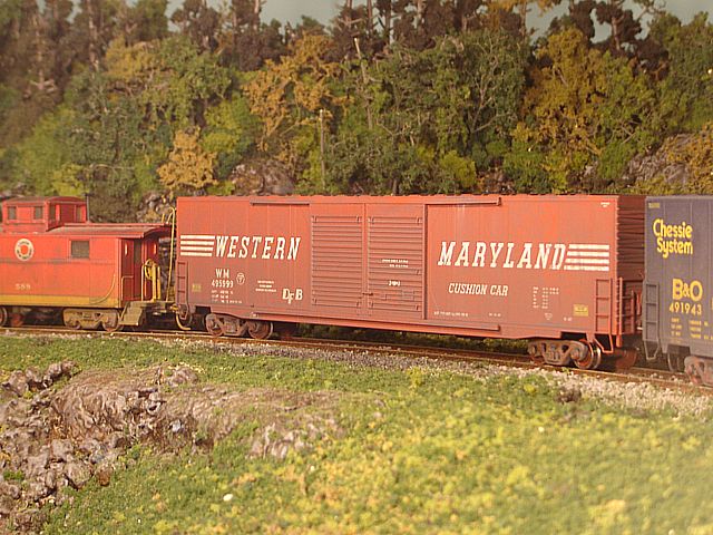 LNE_New_Boxcars020a.jpg