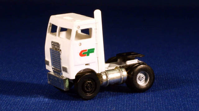 large scale rc 18 wheelers