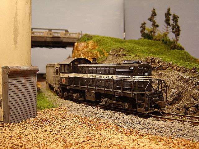 LNE_cement_train_001a.jpg