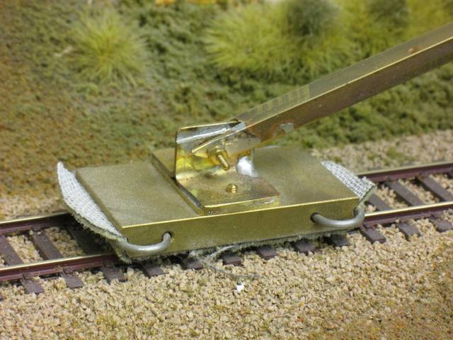 Best track cleaning car in HO scale - Model Railroader Magazine 