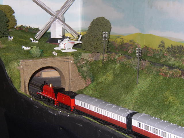 Ffarquhar Branch Line Studios Reviews: Series 21: The Fastest Red