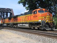 Train - BNSF 4804.jpg