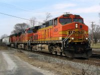 Train - BNSF 4924.jpg