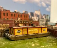 NY Central Z Scale Barge 1 5-22-23 .jpg