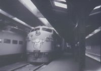 011 CNW Commuter Trains @ Chicago.jpg