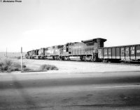 SSW B40-8 B&W.jpg