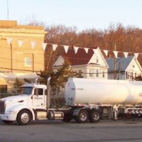 Gasoline_Truck_at_Shell_in_Roslindale