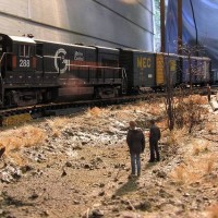 Guilford Rail U23B and boxcars - HO scale