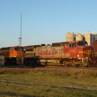 BNSF Dash 9-40CW 929 trailing unit in Brown Worm