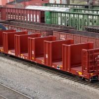 Brand new BNSF tie flatcar, 11-28-08, Springfield, MO