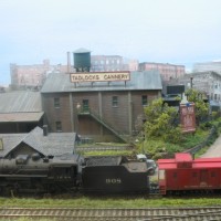 IC 2-8-0 and caboose