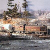 Atlas Boston and Maine RS3 with tank car