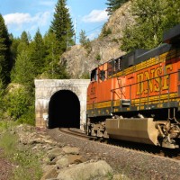 BNSF_5623_tunnel_3_7b