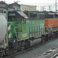 BNSF 2786 and BNSF 2096