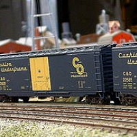 MicroTrains runner pack
