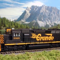 DRGW 5329, EMD SD45, Athearn RTR model