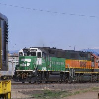 BNSF 3147 Departing The Pueblo Yard