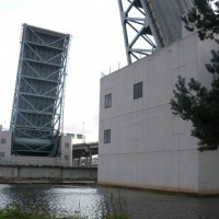 First Avenue South Bridge