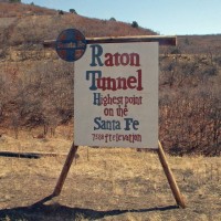 Old Santa Fe sign