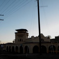 Raton at dusk