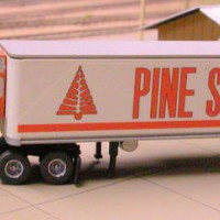 truckGHQ_peterbilt_and_Pine_State_reefer_5-14-2010_17-31-2