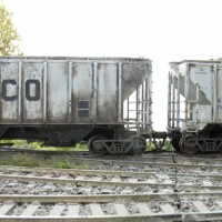 Proto2000 Frisco covered hoppers