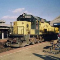 Dolores_Yard_2000002