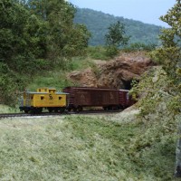 Eastbound C&O frieght into LR tunnel