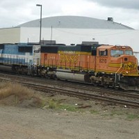 BNSF 8210