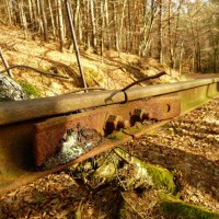 hiking_trail_railing