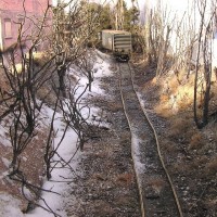 Remnant snow along the Bakery Line