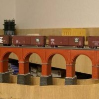 A string of ESM IH and Atlas USRA box cars