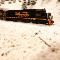 DRGW_5507_west_snow_T25