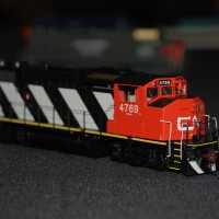 Athearn GP38-2