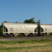 More 100-ton covered hoppers in sand service, Muskogee,OK
