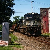 NS 180 at London, Ohio 8/12/06