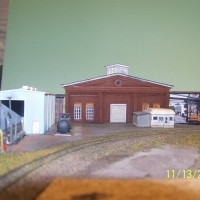 LIRR_Morris_Park_Shops_in_Z_Lft_Side_13_Nov_12
