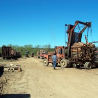 AbandaUnloadingTruck3