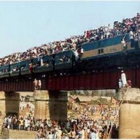 traveling_on_train_in_india_7_
