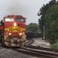 BNSF 726 eastbound along Frisco in SW MO 6-14-15