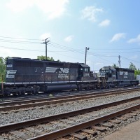 SD40-2s in Gainesville, GA