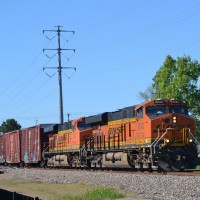 BNSF 8242