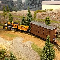 Logging bunk Car on wheels (motel)